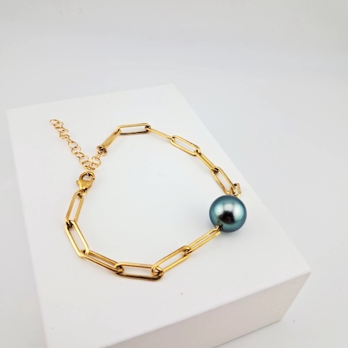 1682-2 Bracelet mailles rectangles gold filled, 1 perle de Tahiti ronde, catégorie A, 10.7mm, bleu