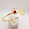 Bracelet jonc en plaqué or, 1 perle de Tahiti ronde, catégorie B, 11.5mm, ivoire rosé