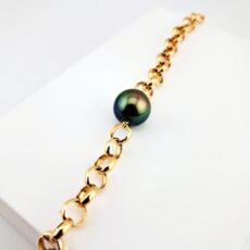 Bracelet mailles rondes en plaqué or, 1 perle de Tahiti ronde, catégorie A, 10.4mm, peacock
